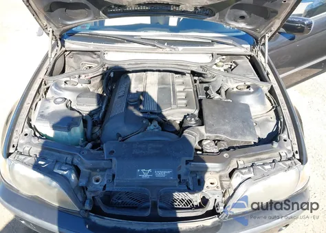 2005 BMW 325Xi из США, поврежденный, VIN WBAEU334X5PR14858